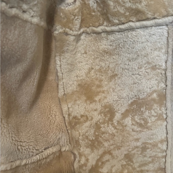 Vintage Shearling Coat - Picture 5 of 7
